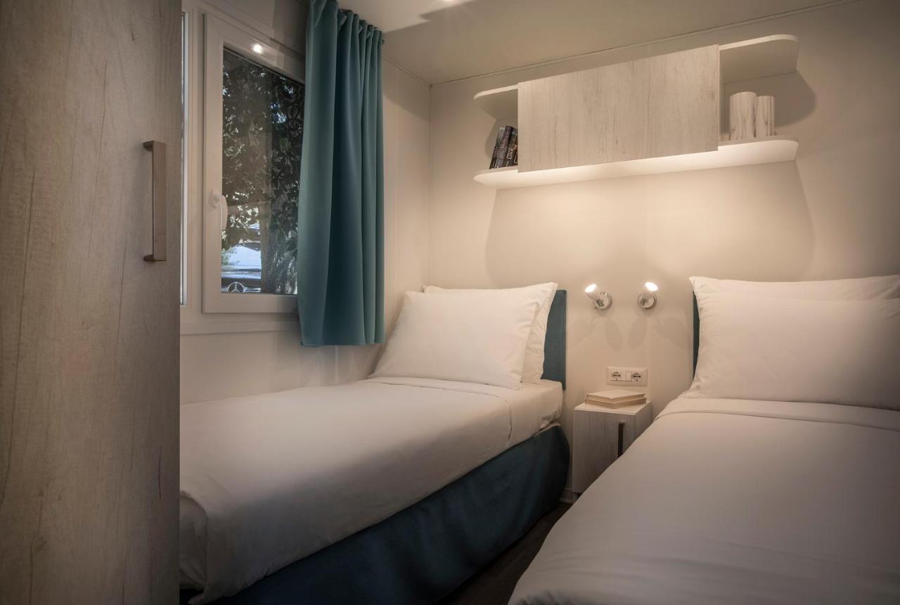 Maistra Camping Koversada Uncovered Naturist Mobile Homes Vrsar Exterior foto