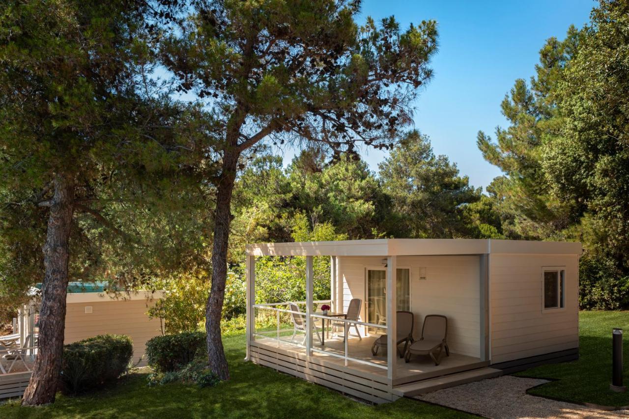 Maistra Camping Koversada Uncovered Naturist Mobile Homes Vrsar Exterior foto