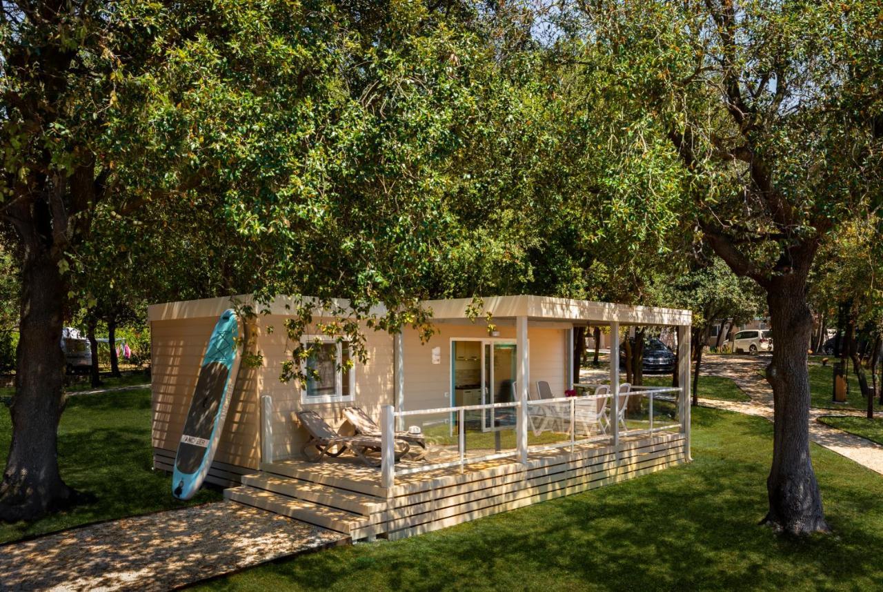 Maistra Camping Koversada Uncovered Naturist Mobile Homes Vrsar Exterior foto
